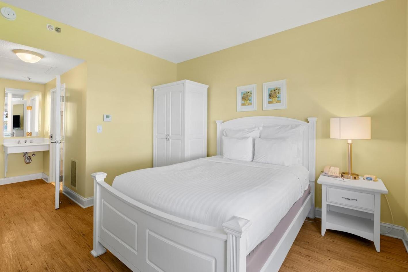 Oakwood Resort Syracuse Exterior photo